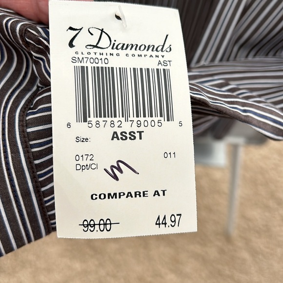 Brand new 7 Diamonds Cowboy Style Button Up - Picture 2 of 2